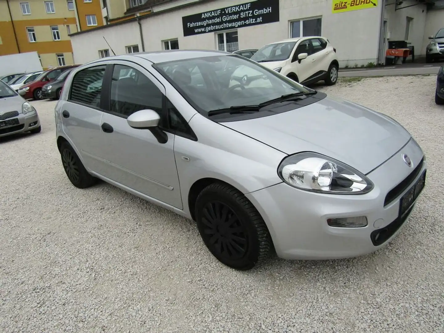 Fiat Punto Pop Gris - 2