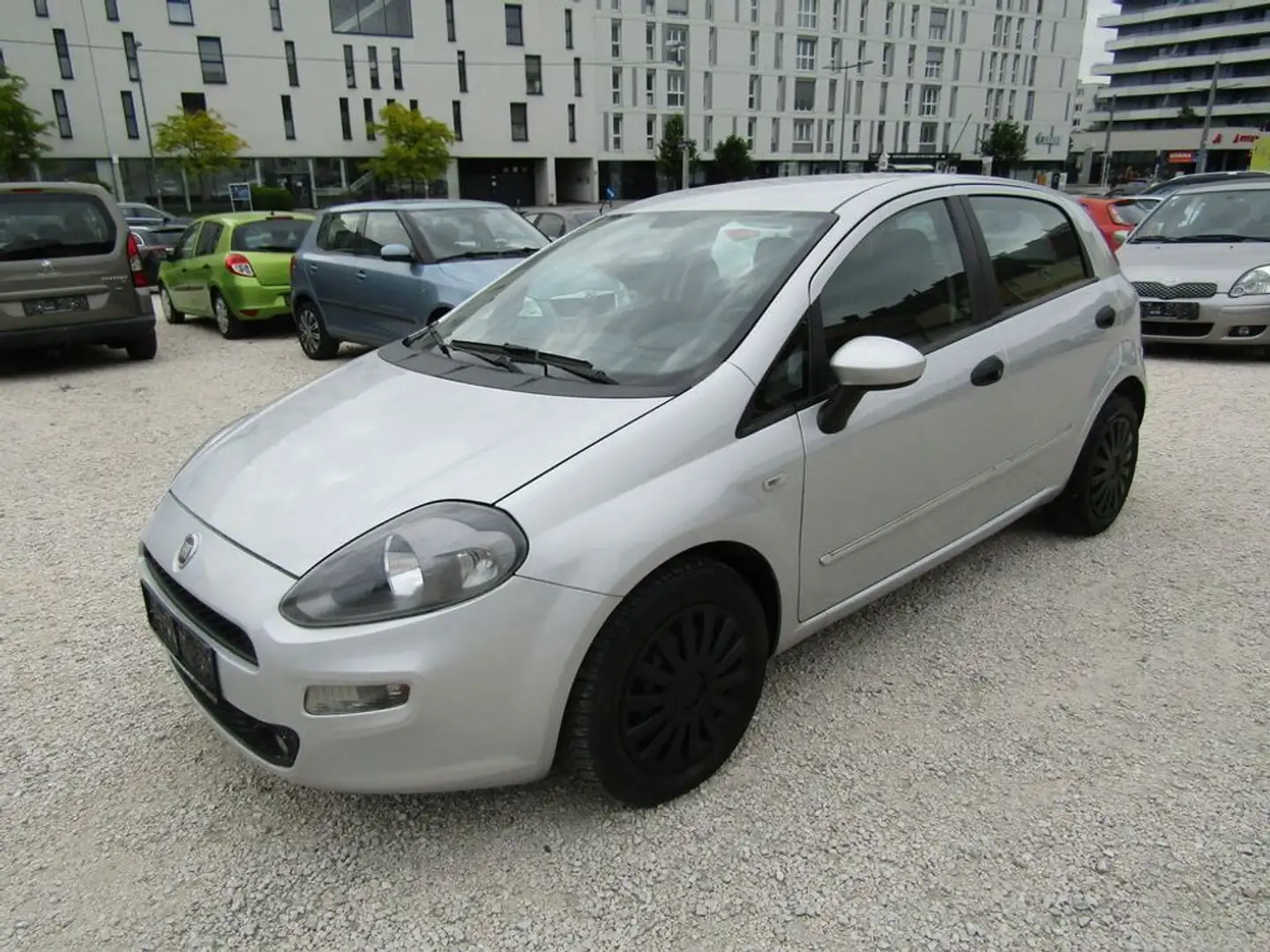 Fiat Punto Pop Gris - 1