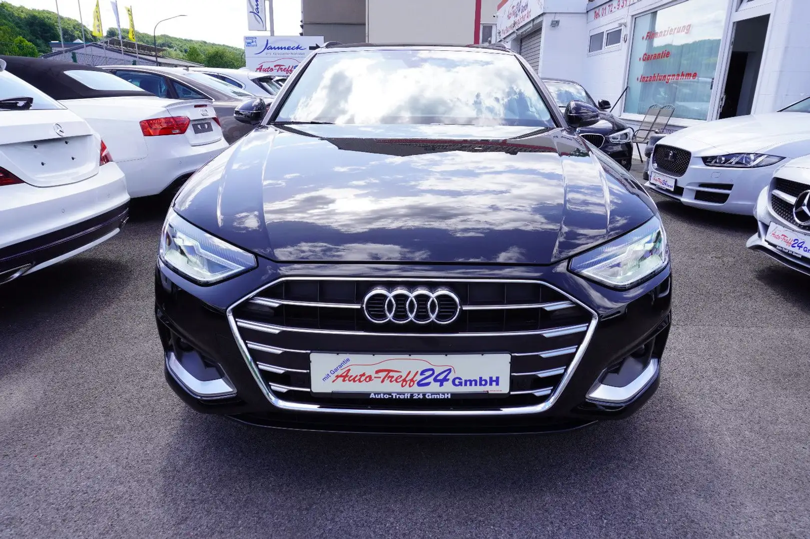 Audi A4 Avant 35 TDI advanced*Navi*B&O*14.500KM*TOP!! Schwarz - 2