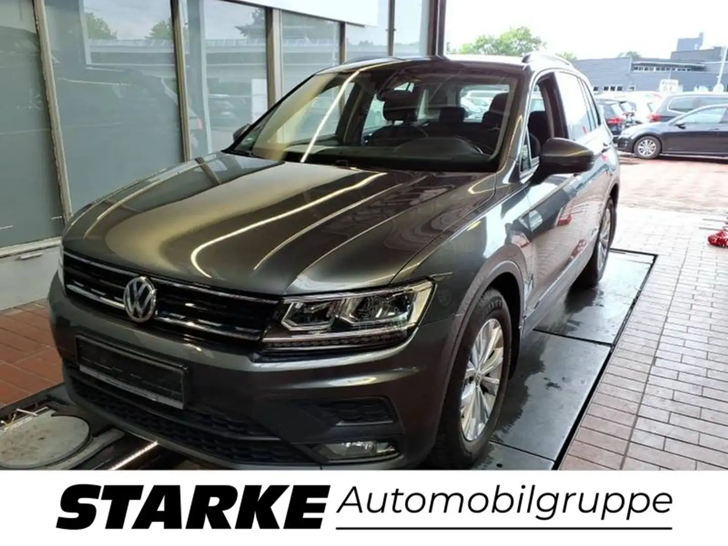 Volkswagen Tiguan 1.4 TSI DSG Trendline Grau - 2