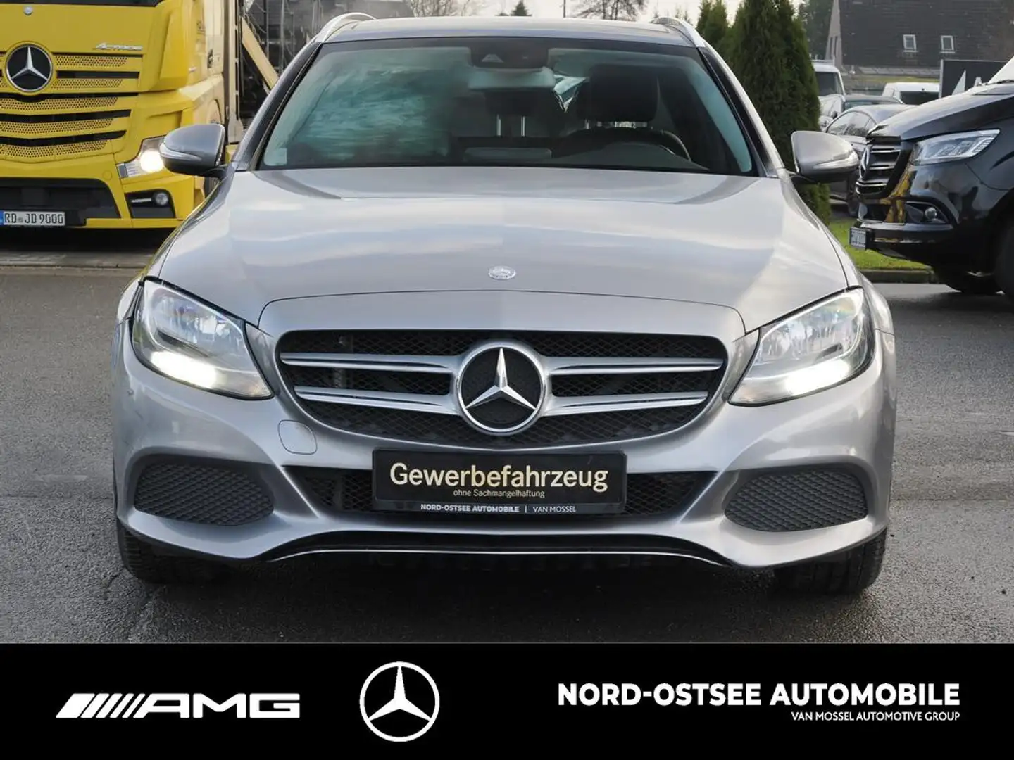 Mercedes-Benz C 250 T Avantgarde PANO AHK COMAND Argent - 2