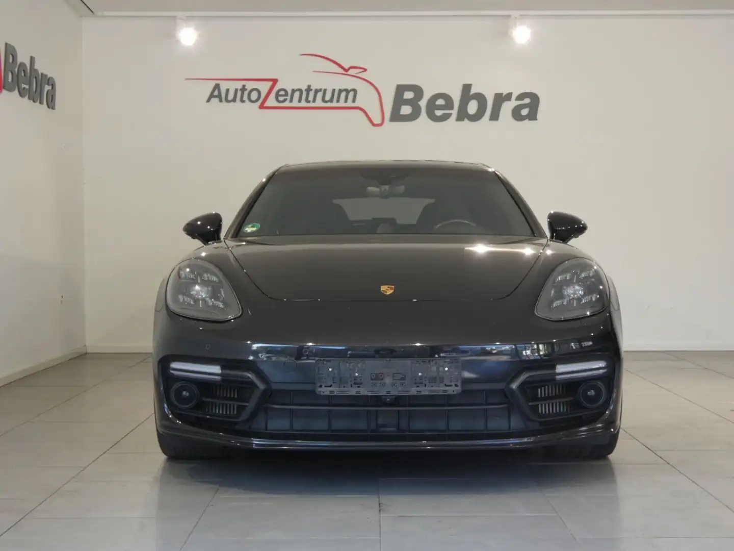 Porsche Panamera Sport Turismo Turbo S E-Hybrid Approved Schwarz - 2