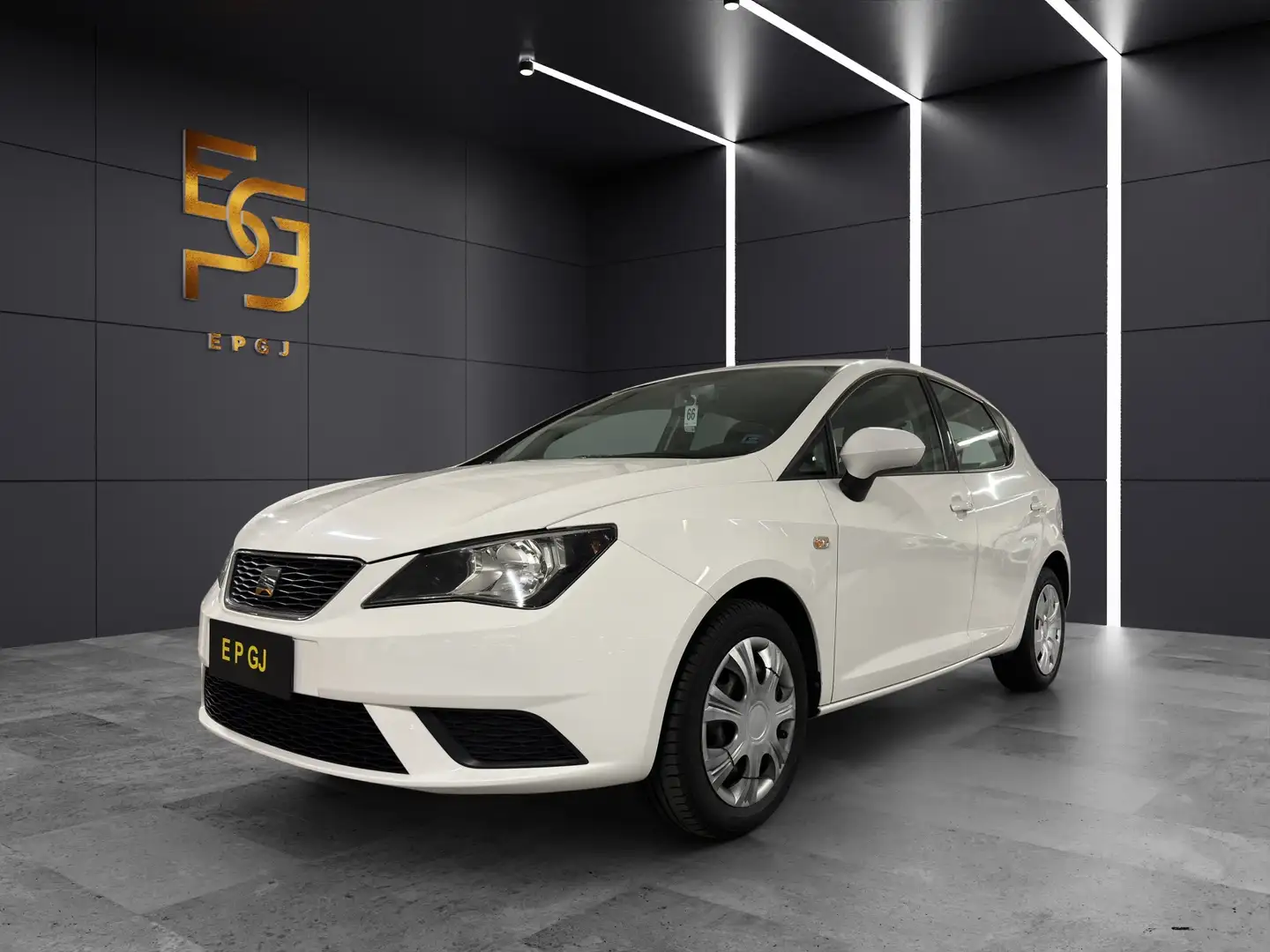 SEAT Ibiza 5p 1.2 tdi cr Style s/CL,radio Blanc - 1
