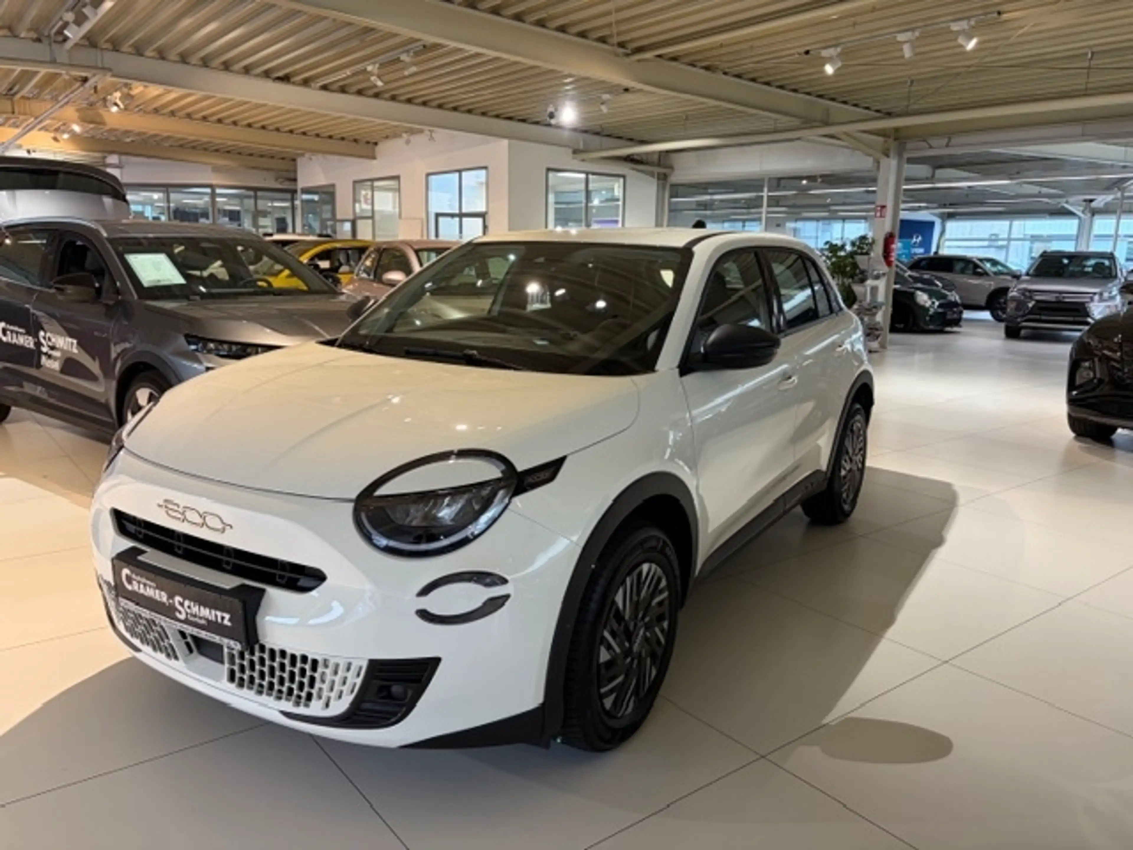Fiat 600 Hybrid 125 - Jahre Edition — photo 2