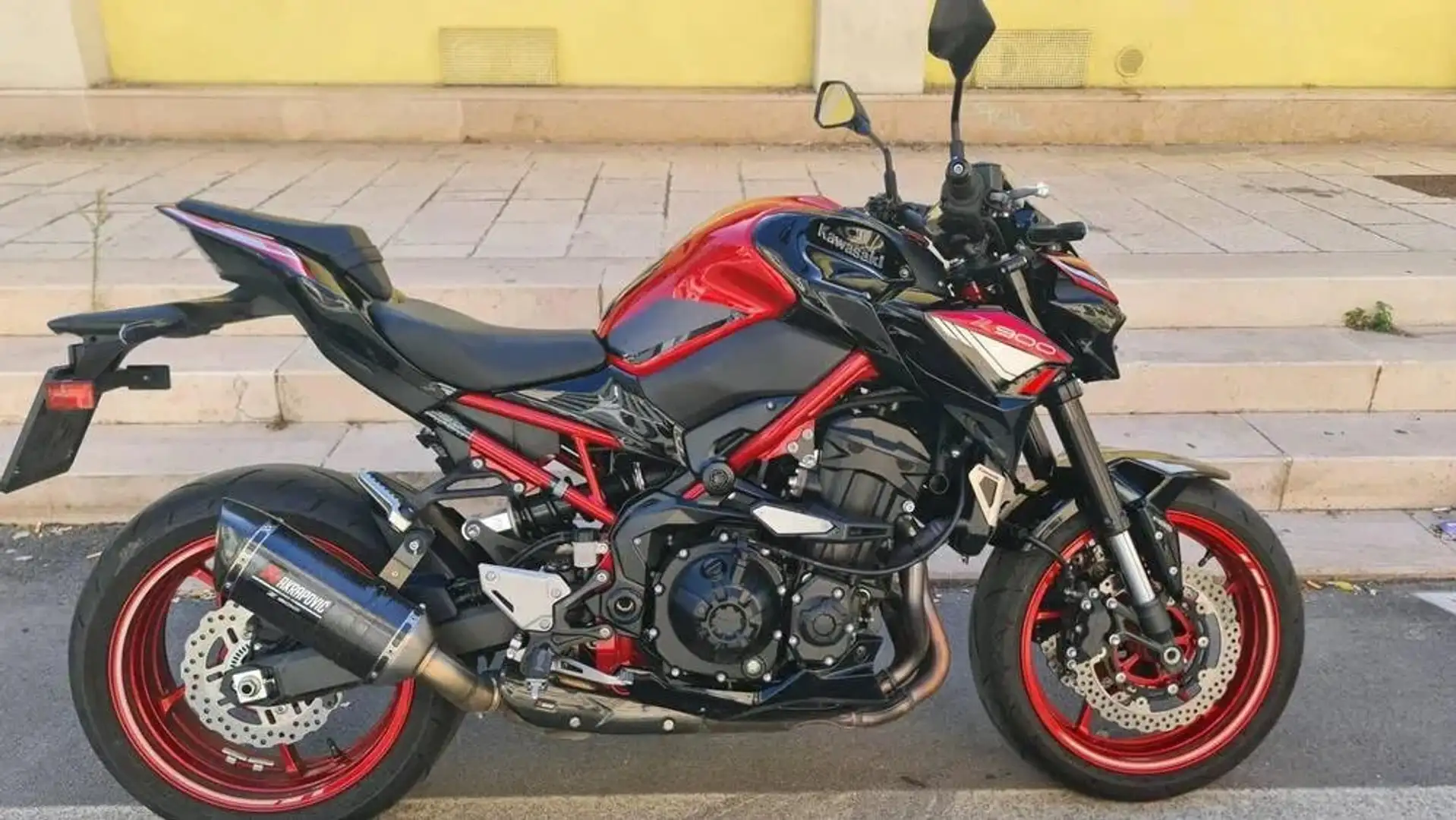 Kawasaki Z 900 Rosso - 2