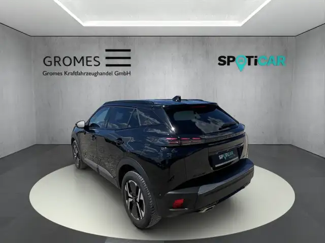 Peugeot 2008 view 5