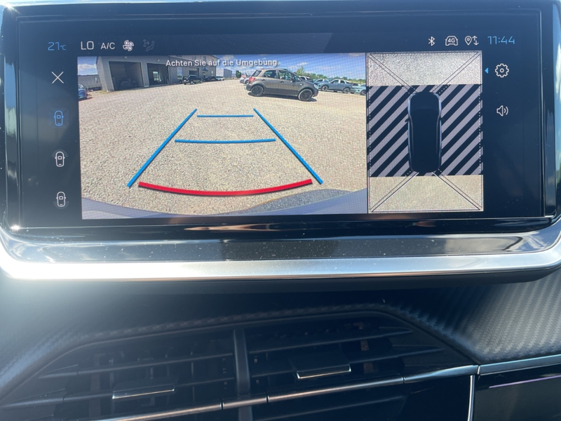 Peugeot 2008 GT PureTech 130 EAT8 Navi 360 Kamera LED ACC Apple — photo 17