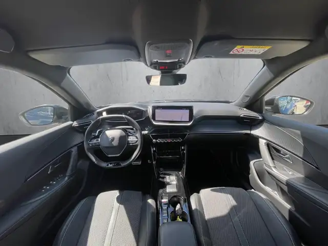 Peugeot 2008 view 12