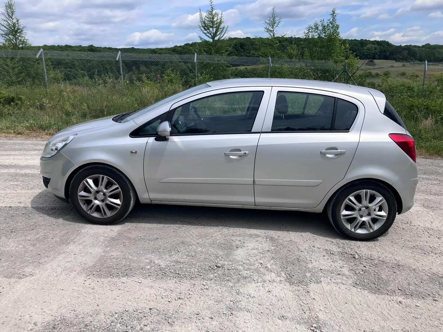 Opel Corsa Silber - 2