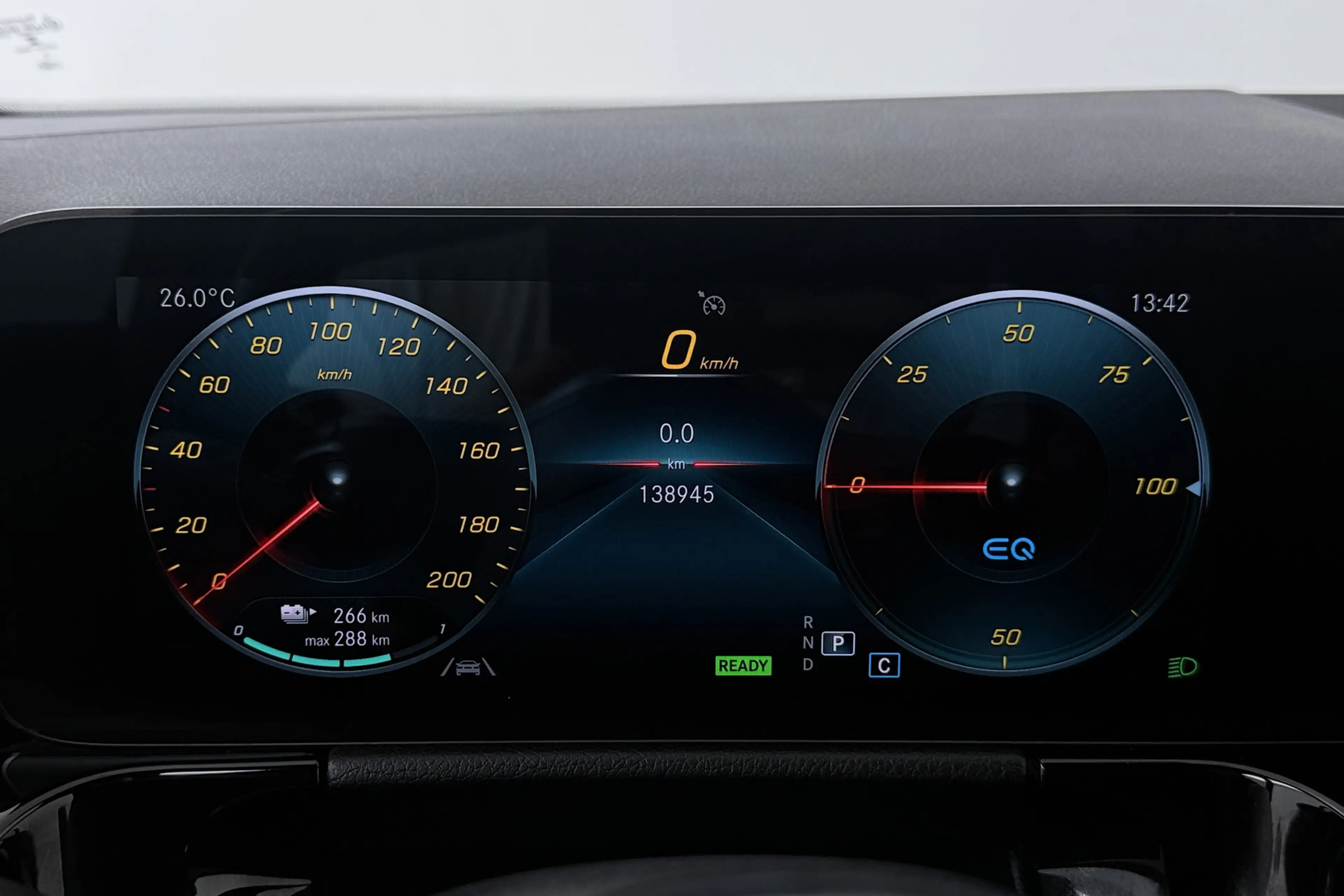 Mercedes-Benz EQA 250 Business Solution AMG 67 kWh (SFEERVERLICHTING, ST — photo 8
