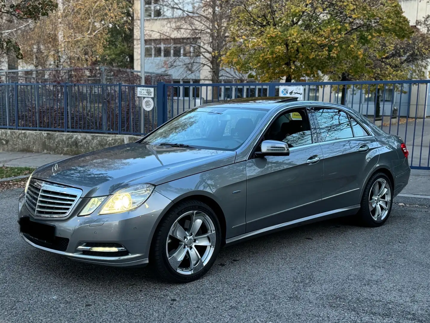Mercedes-Benz E 350 BlueEfficiency CDI Aut. - 1