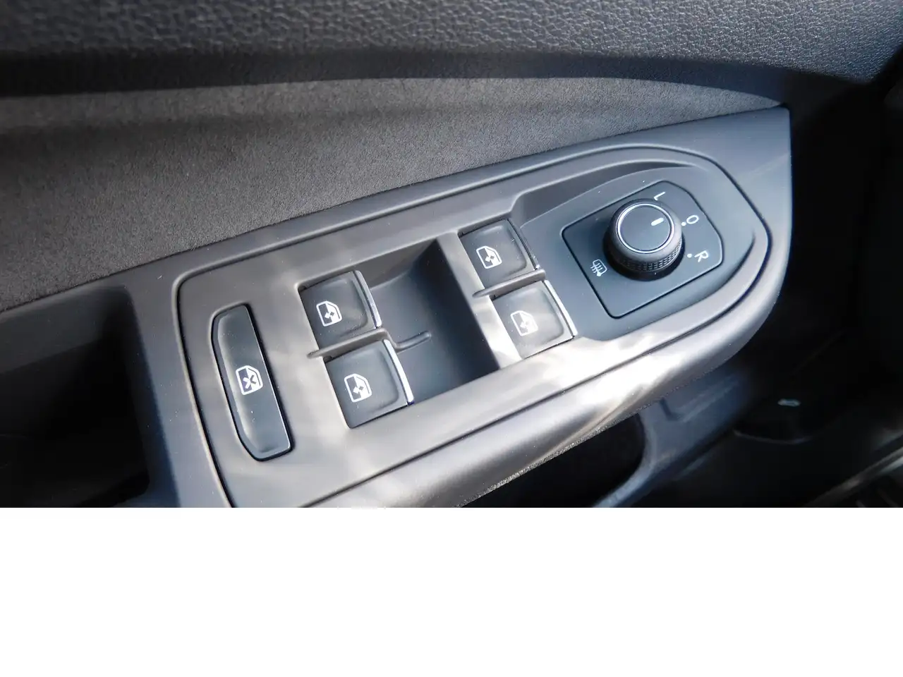 Volkswagen Golf 2.0 VIII GTI Performance 4 TRG TSI BMT Navi, миниатюра 24