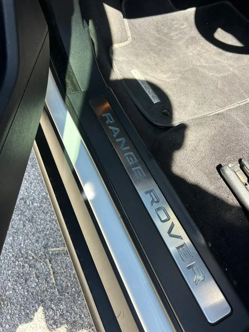 Land Rover Range Rover Evoque dynamic lunch limited edition - 2