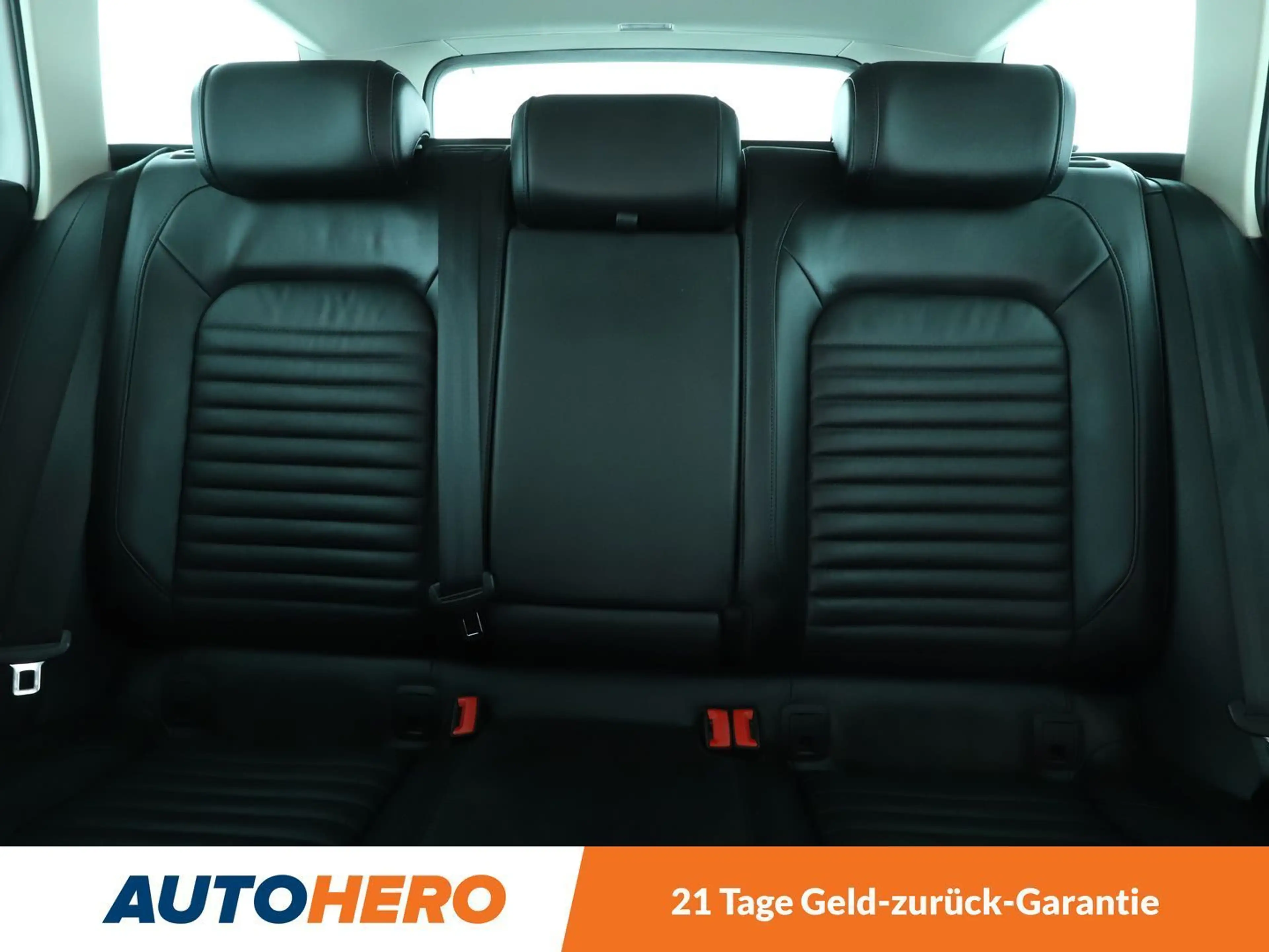 Volkswagen Passat Alltrack 2.0 TDI 4Motion BlueMotion Tech — photo 15