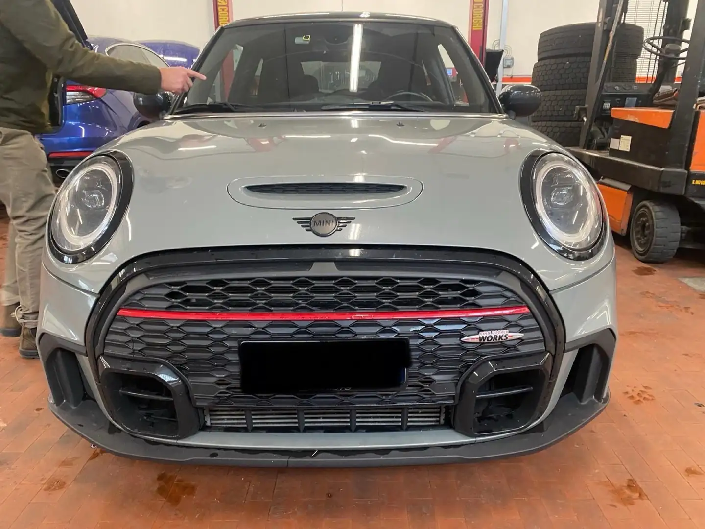 MINI John Cooper Works 3p 2.0 JCW Essential auto - 1