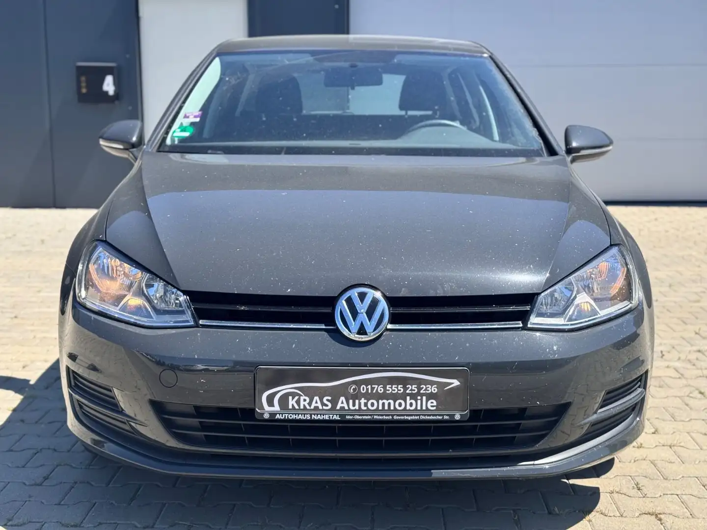 Volkswagen Golf VII Lim. Trendline BMT+Klima+1. Hand Grijs - 2