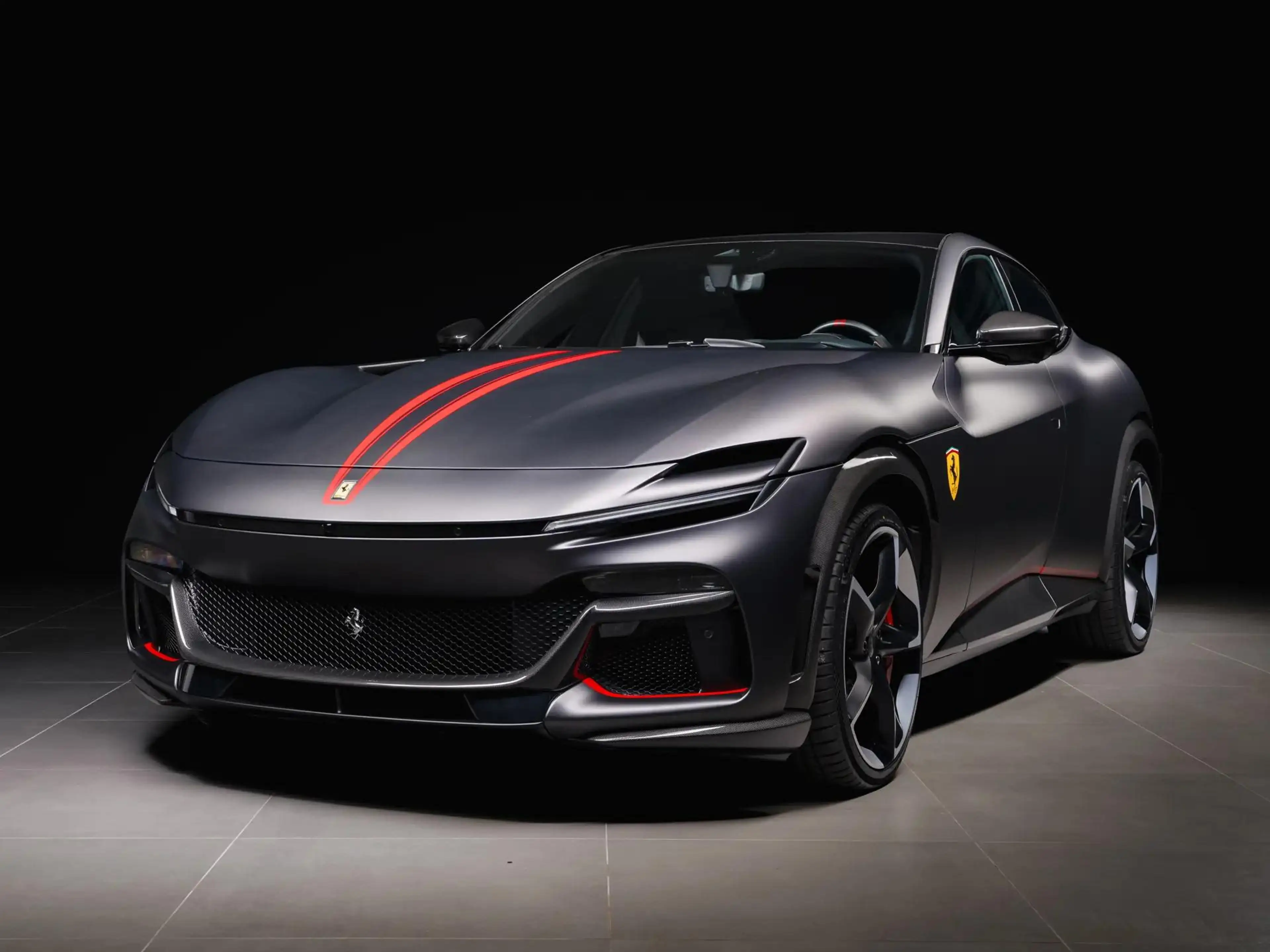 Ferrari Purosangue 6.5 V12 Tailor Made