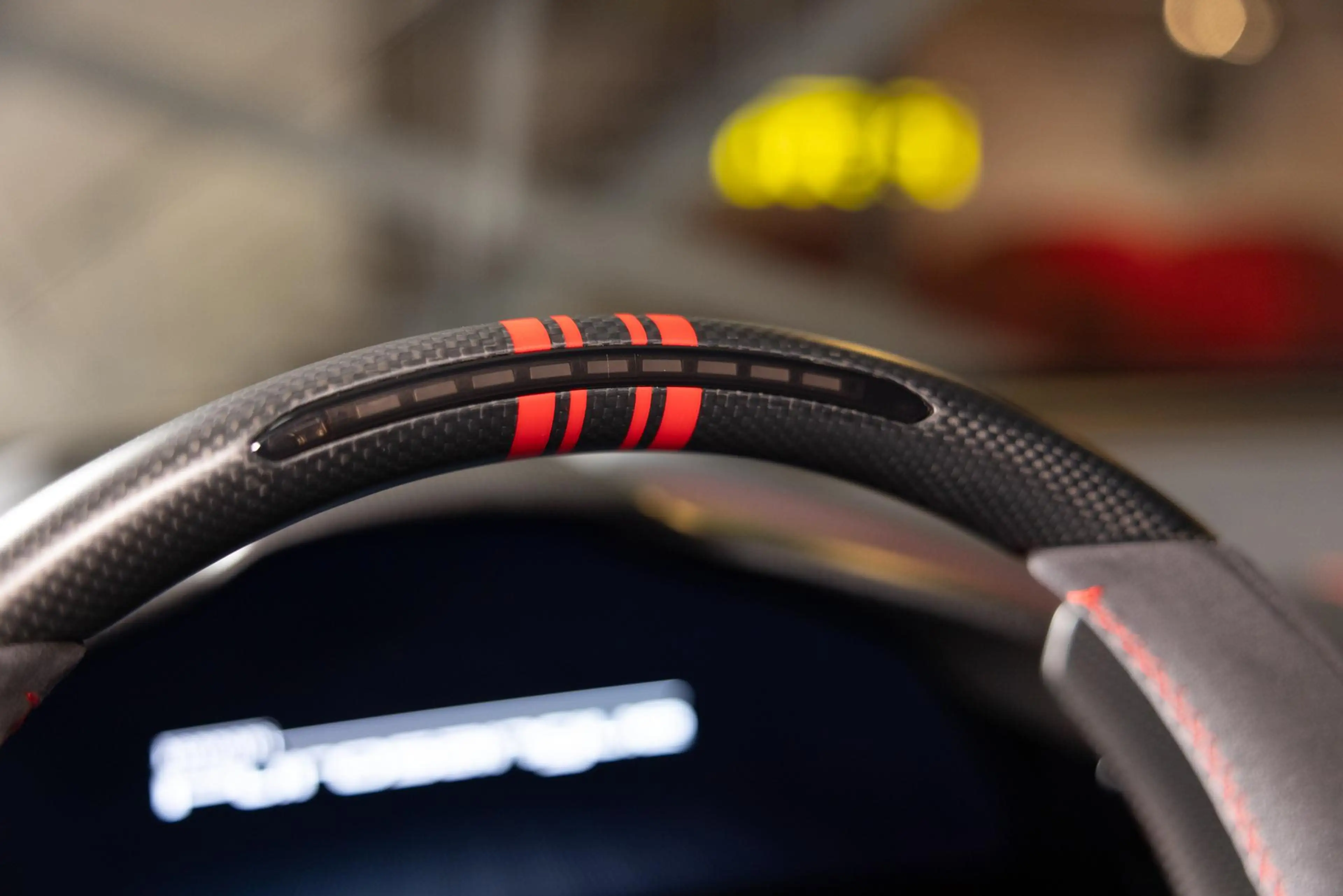 Ferrari Purosangue 6.5 V12 Tailor Made — photo 12