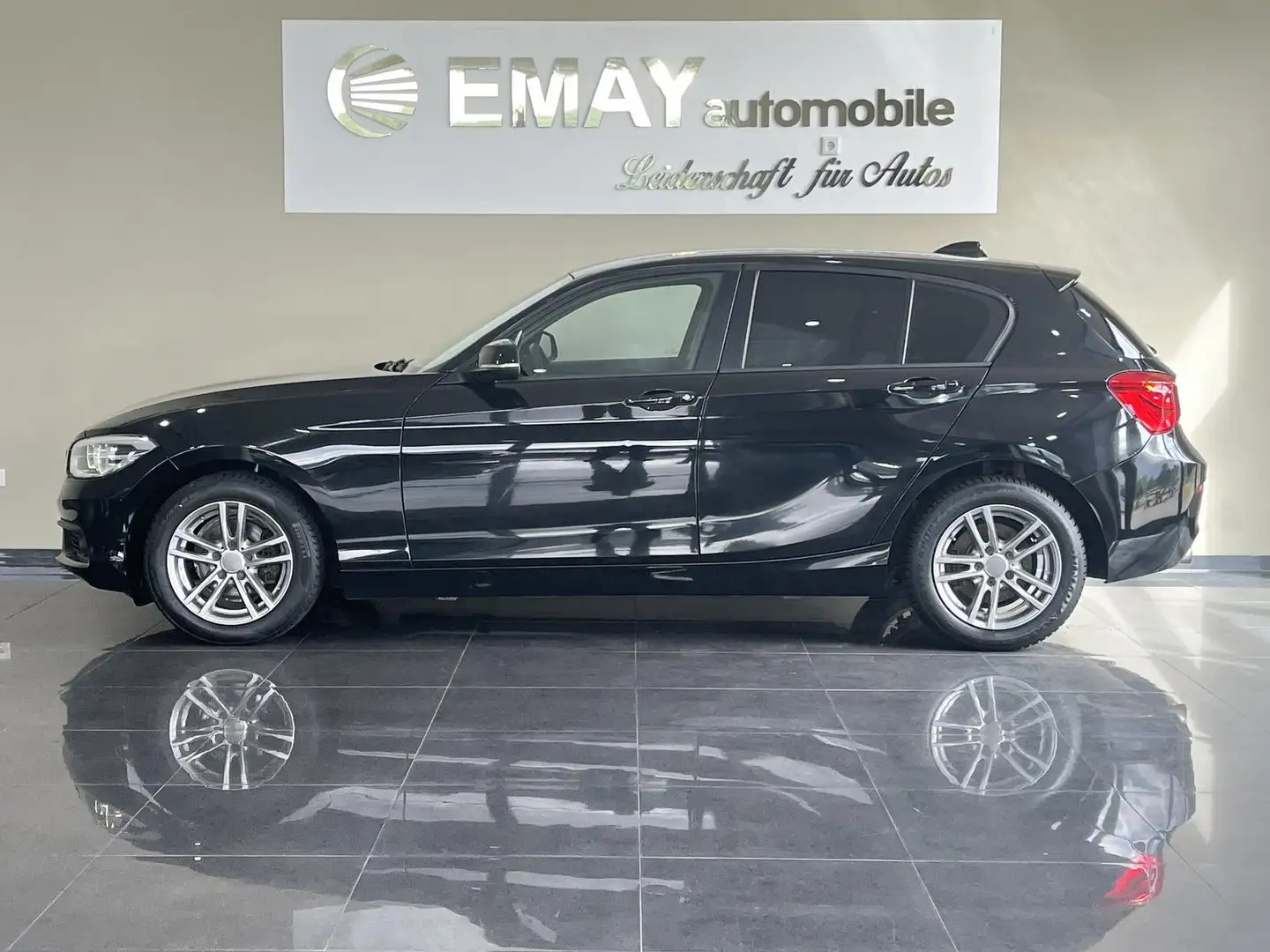 BMW 118 i Advantage //Navi/LED/Harman Kardon/ Schwarz - 1