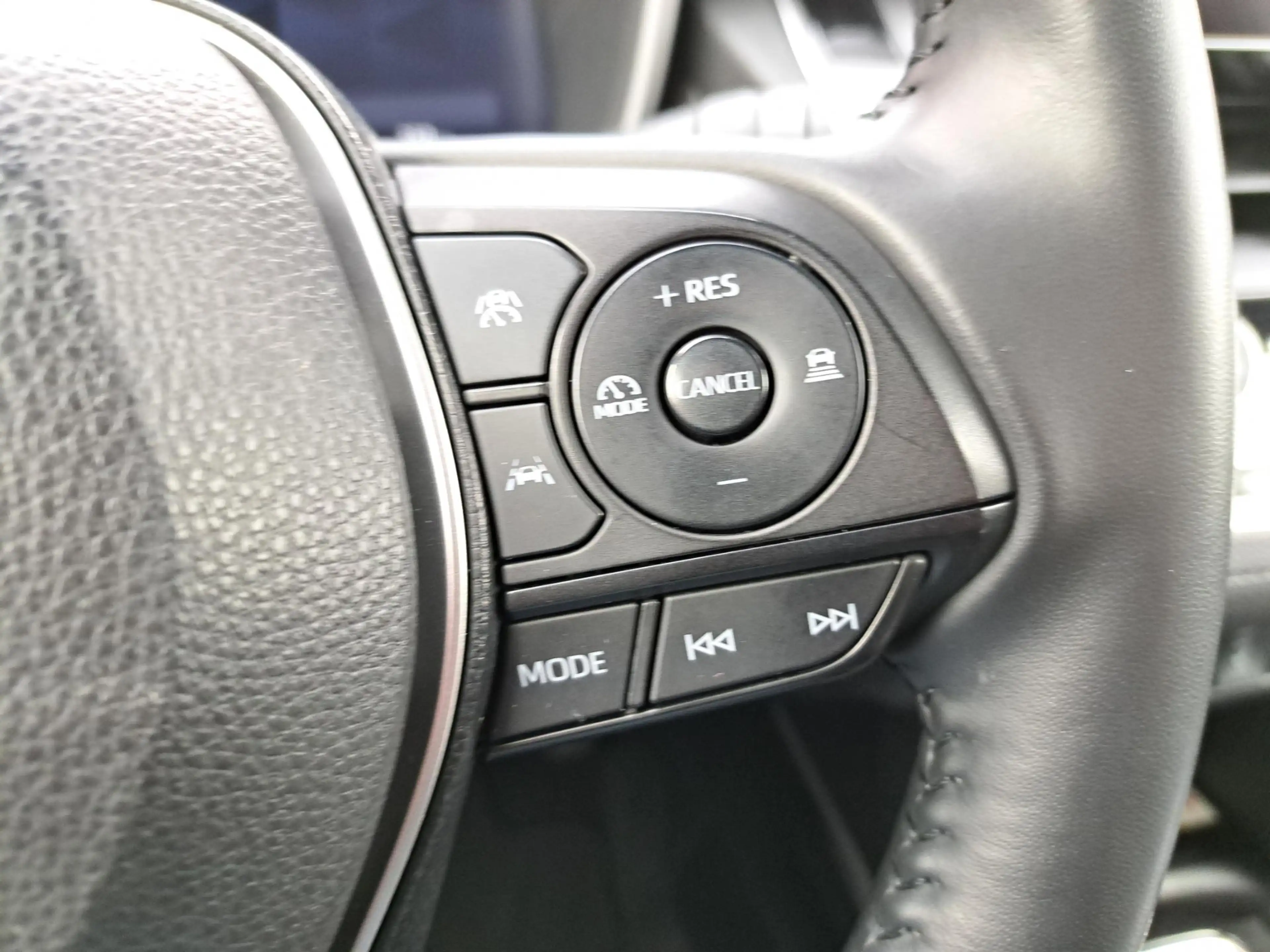Toyota Corolla Cross 2.0 HYBRID 184PK FIRST-EDITION BLIND-SPOT EL-ACHTE — photo 15