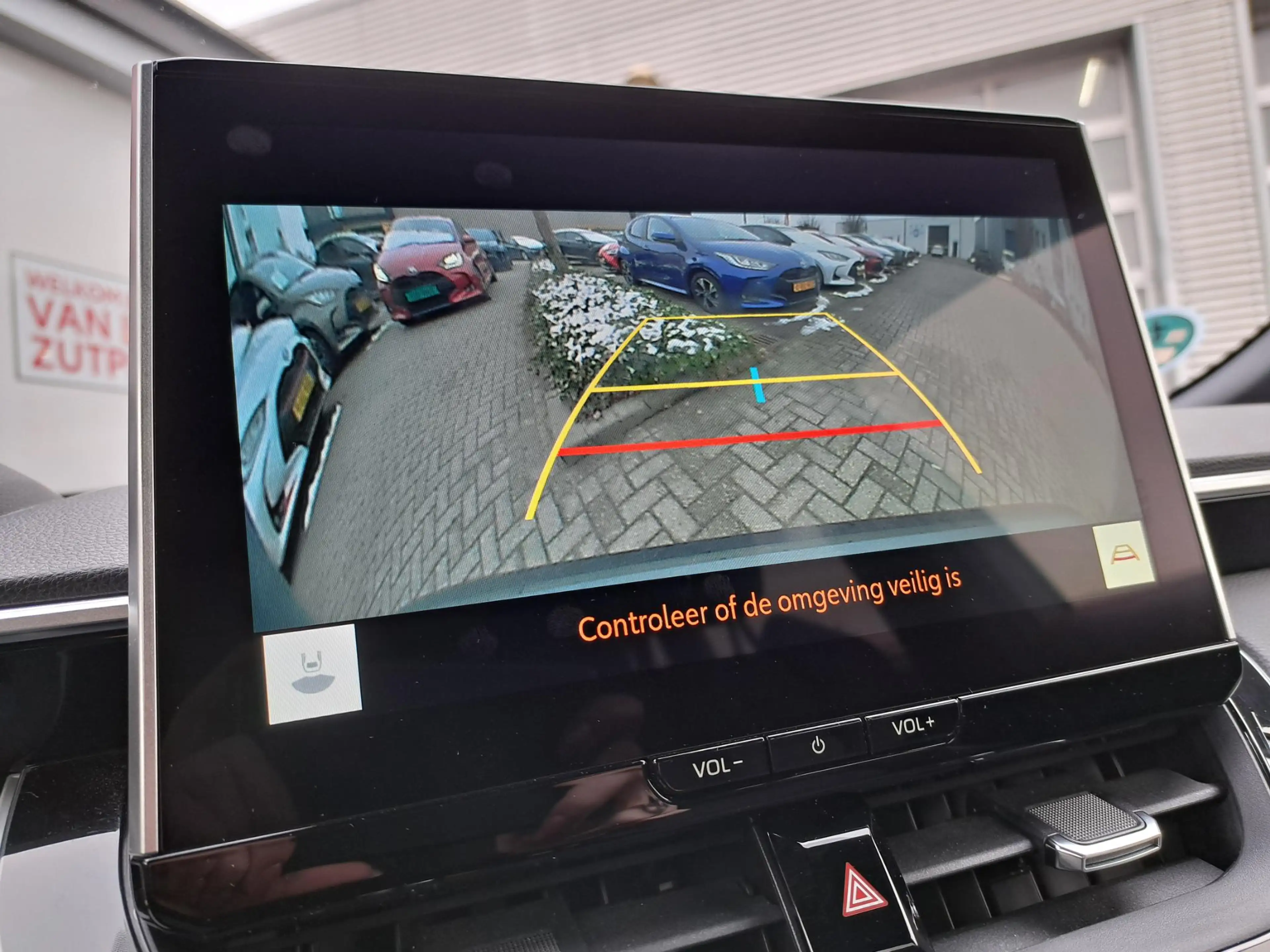 Toyota Corolla Cross 2.0 HYBRID 184PK FIRST-EDITION BLIND-SPOT EL-ACHTE — photo 22