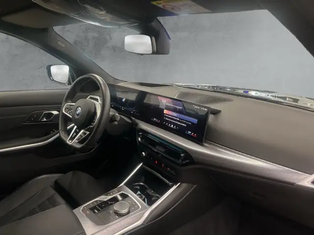 BMW 3 Series view 11
