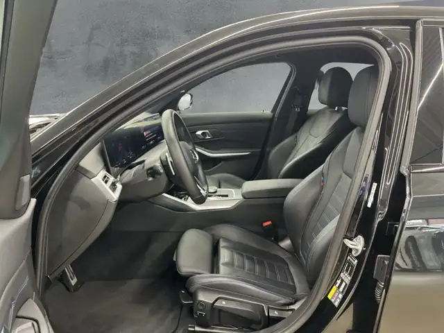 BMW 3 Series view 7