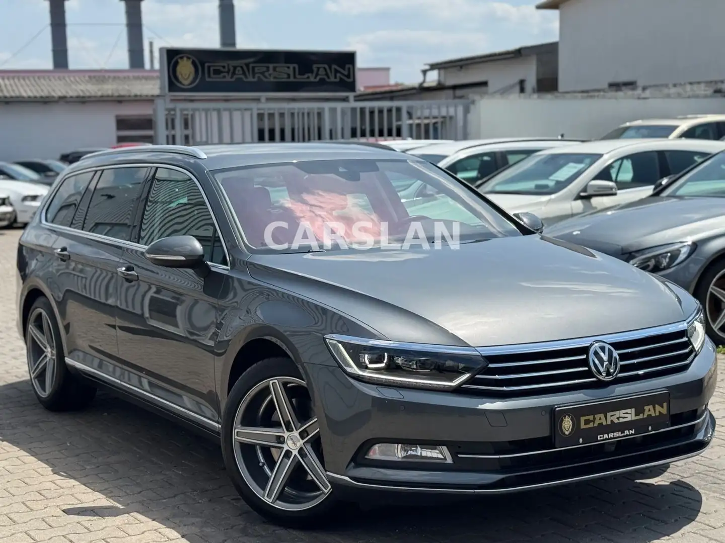 Volkswagen Passat Variant Passat 2.0 HIGHLINE 1.HAND+VIRTUAL+360°+STNDHZG Grau - 1