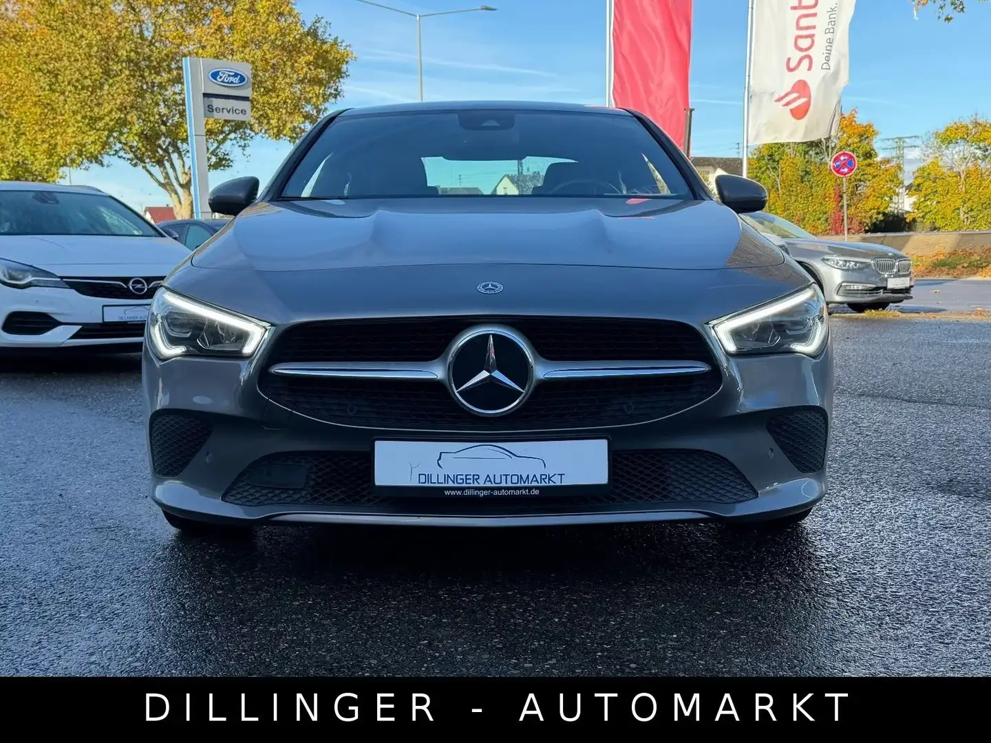 Mercedes-Benz CLA 200 d Coupe 8G-Tro LED Nav Kam Temp Shz PDC Grau - 2