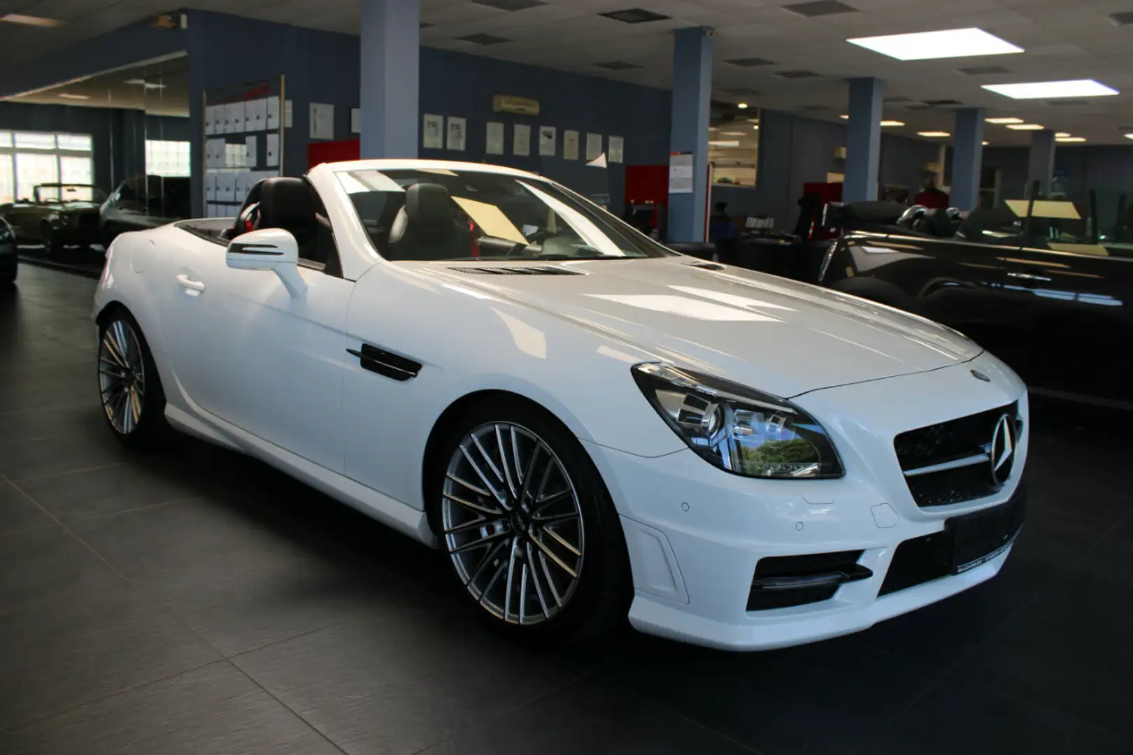 Mercedes-Benz SLK 250 BlueEFFICIENCY 7G-TRONIC Білий - 1