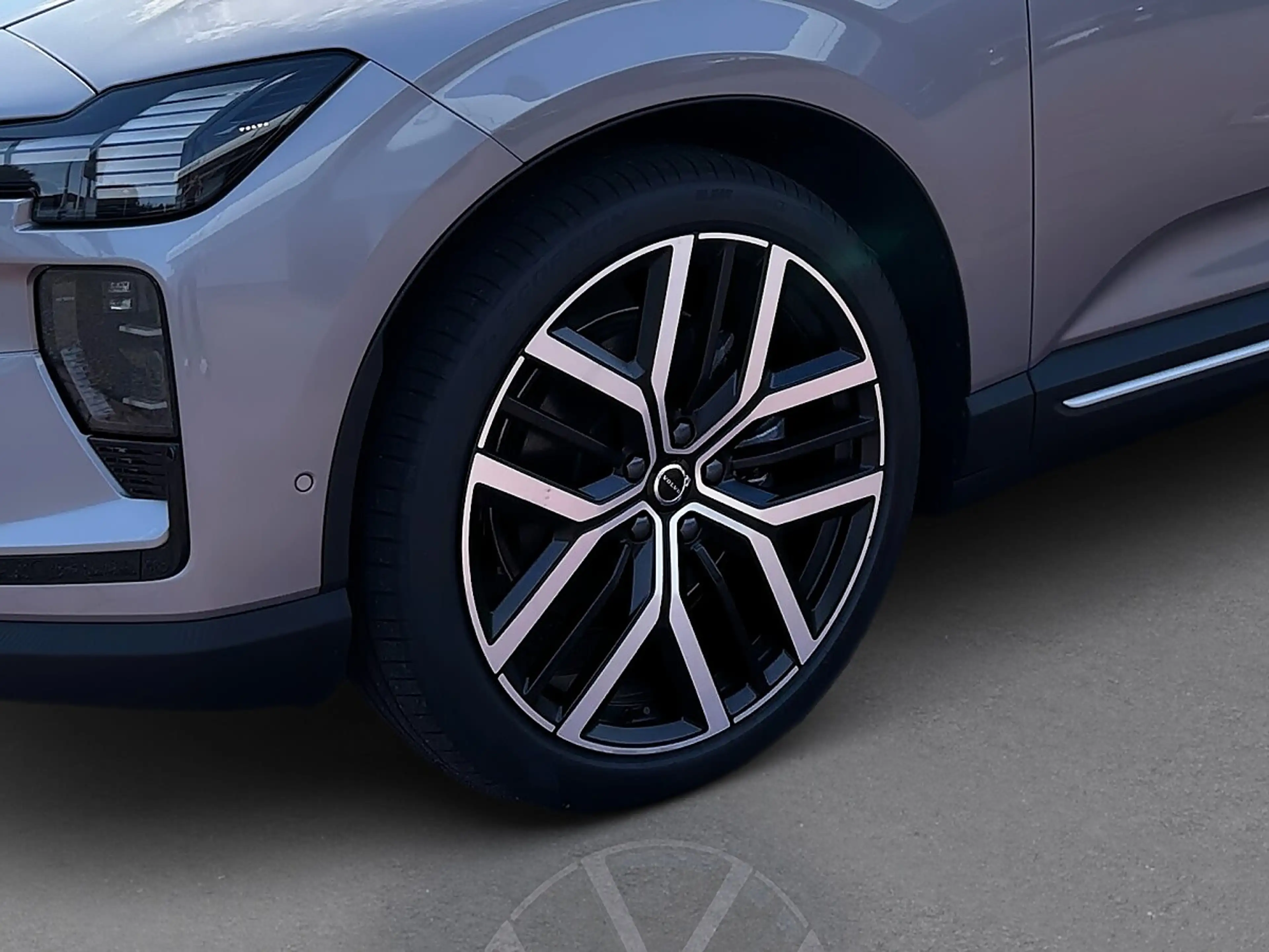 Volvo EX60 Ultra P10 AWD — photo 8