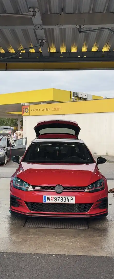 Volkswagen Golf GTI TCR 2,0 TSI DSG Assiztenz Paket+Pano Rot - 2