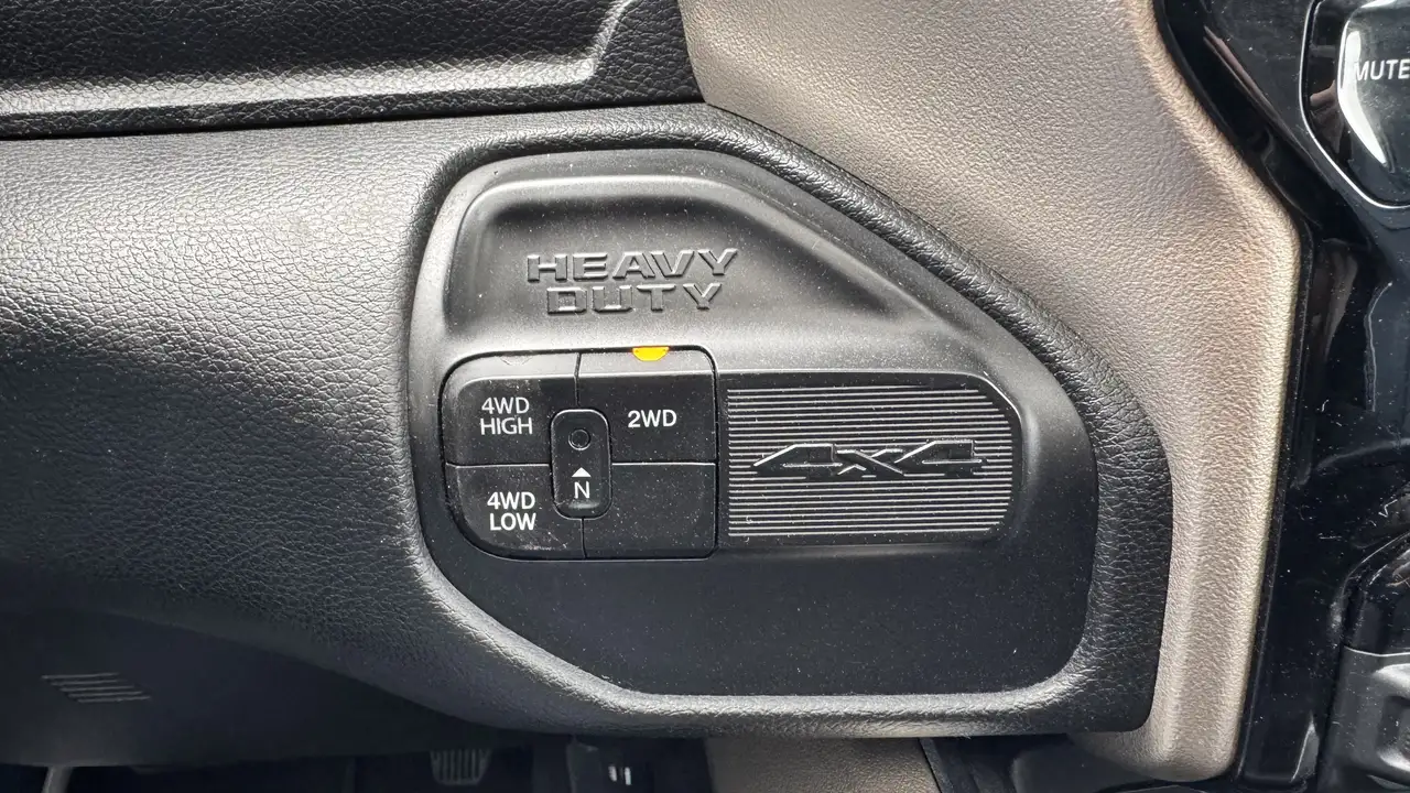 RAM 3500 снимка RAM 3500