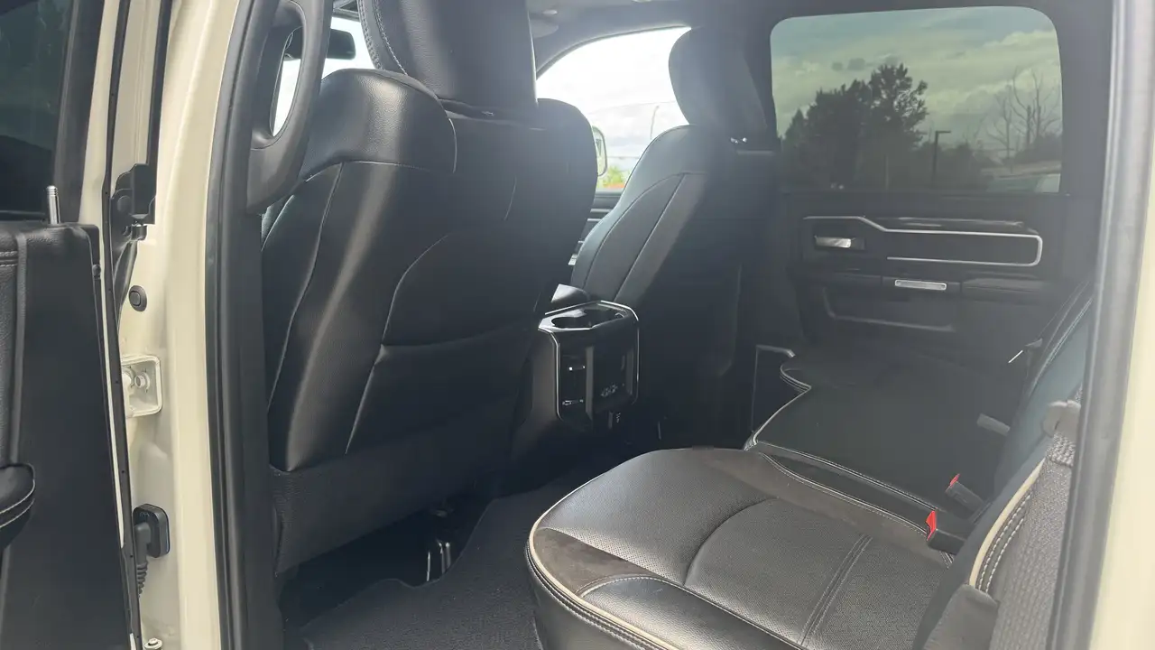 RAM 3500 снимка RAM 3500