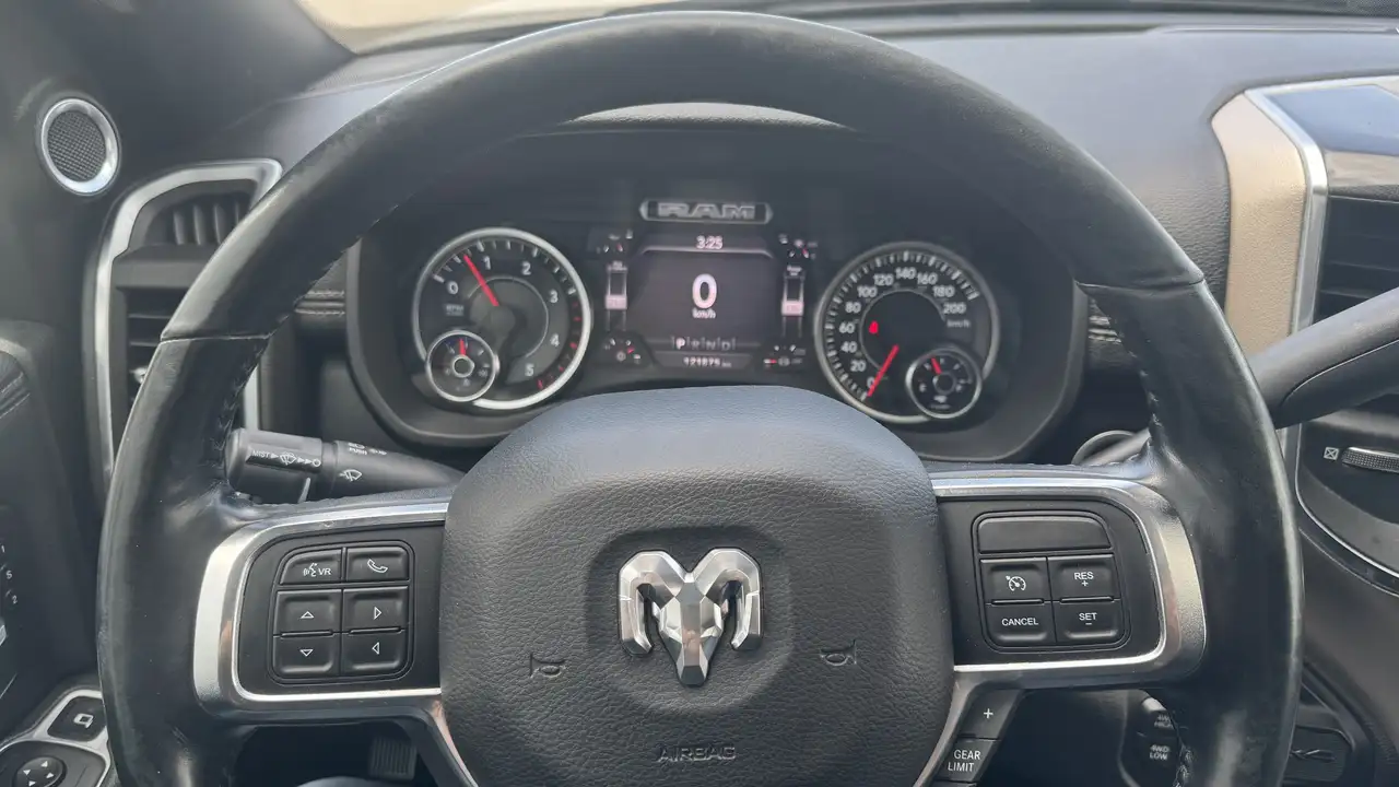 RAM 3500 снимка RAM 3500