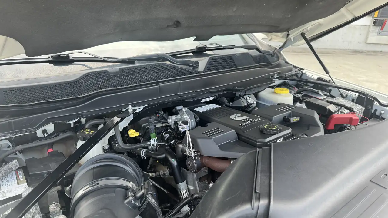 RAM 3500 снимка RAM 3500