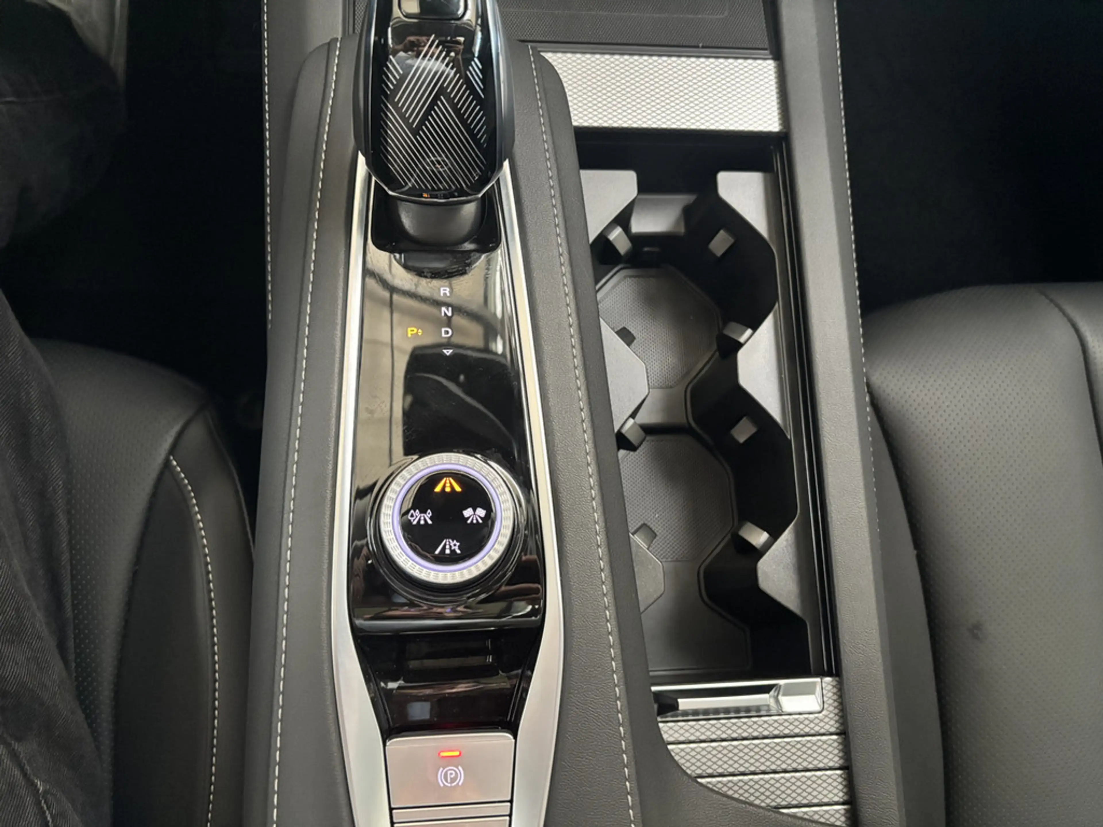 MG MGS9 PHEV Premium‼️️Preis gilt nur bei Finanzierung‼️ — photo 30