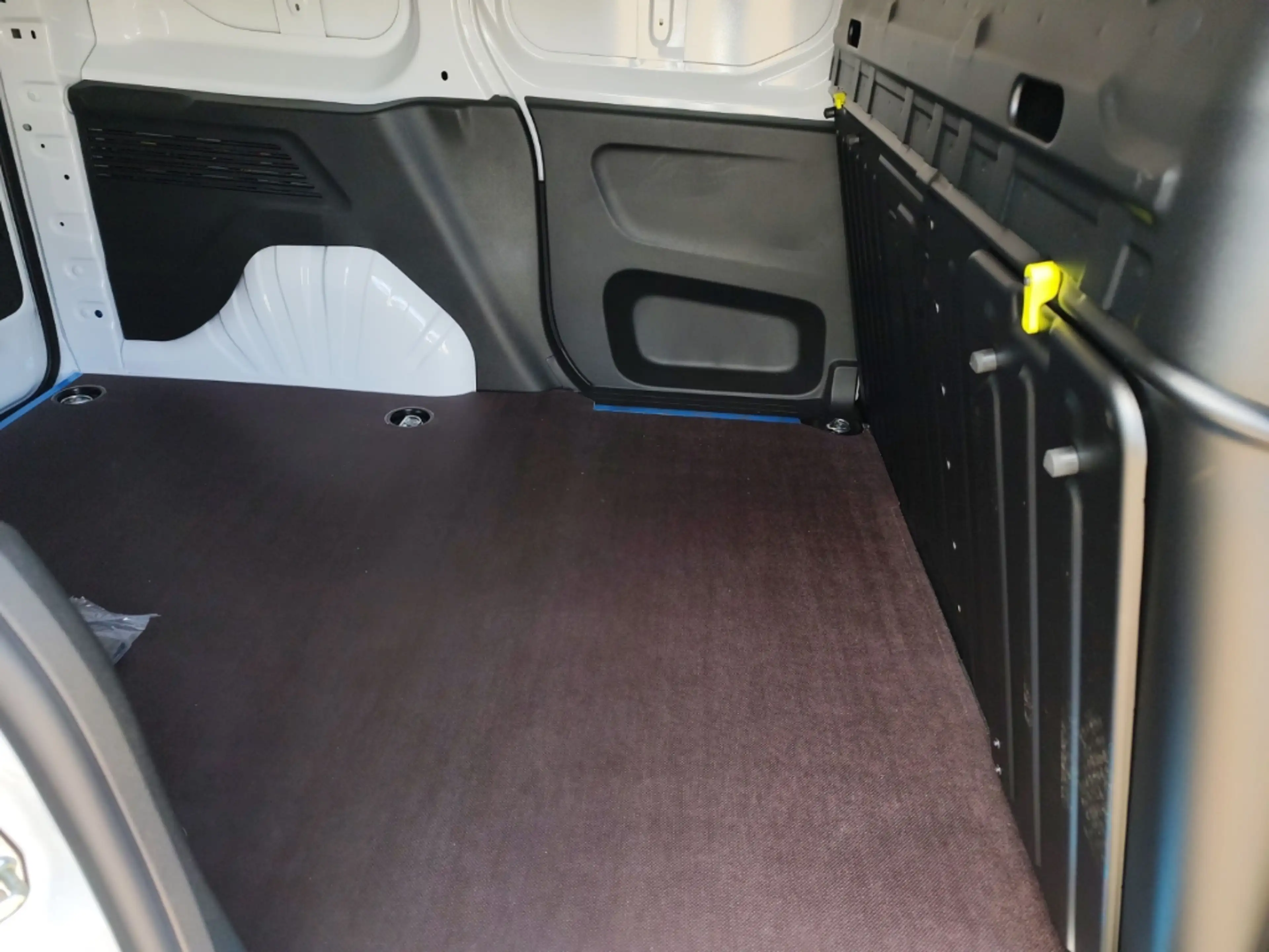 Opel Combo Cargo M 1.5D 100PS PDCv+h Navi Reserverad Rückfahr — photo 12
