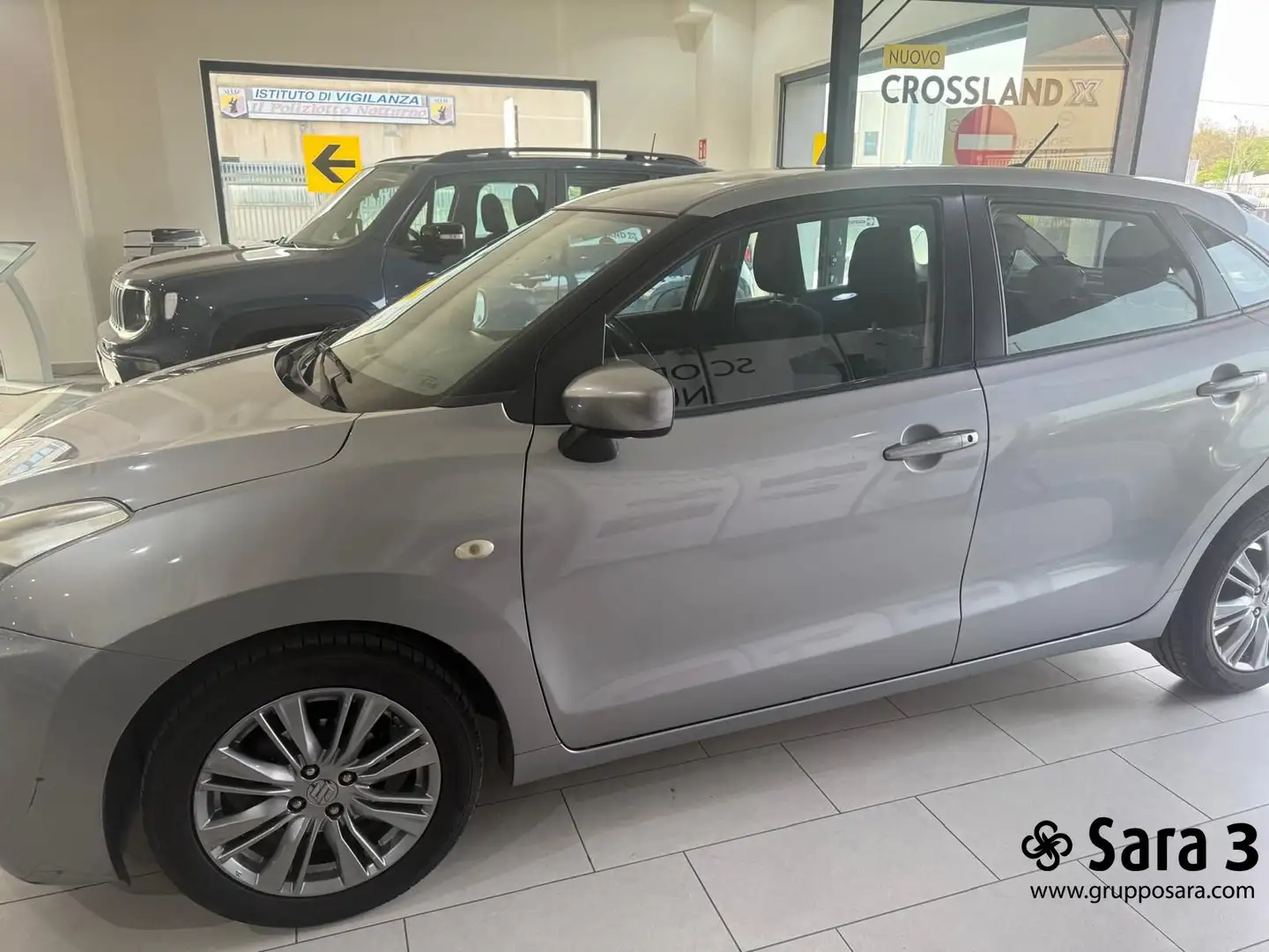 Suzuki Baleno 1.2 VVT Dualjet B-Top Gris - 2