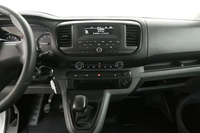 Opel Vivaro view 11