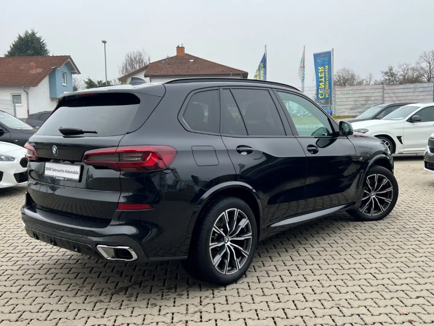 BMW X5 xDrive 30d A M-Sport Sportpaket HUD AD El. Panodac Schwarz - 2