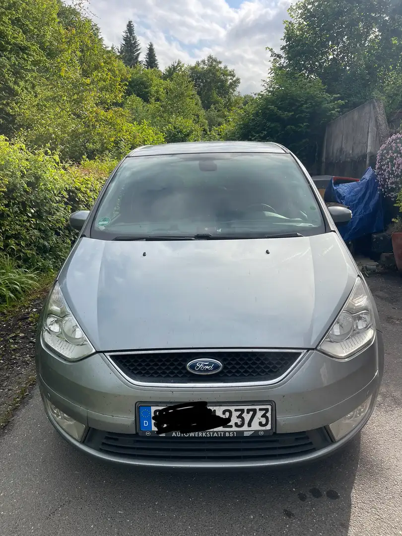 Ford Galaxy 2.0 TDCi DPF Concept - 1