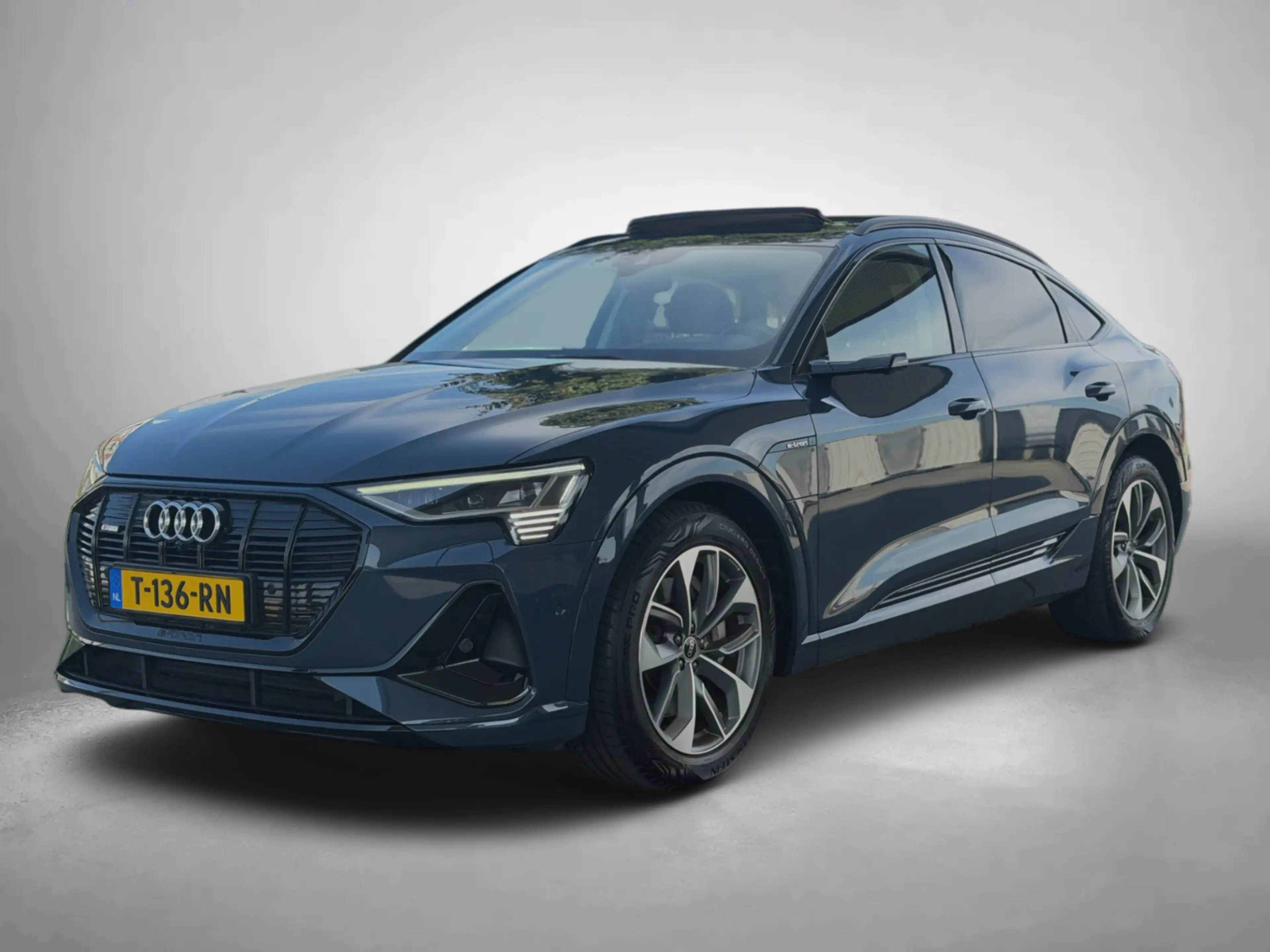 Audi e-tron Sportback 55 quattro S edition 95 kWh 94% SoH (Dea — photo 15