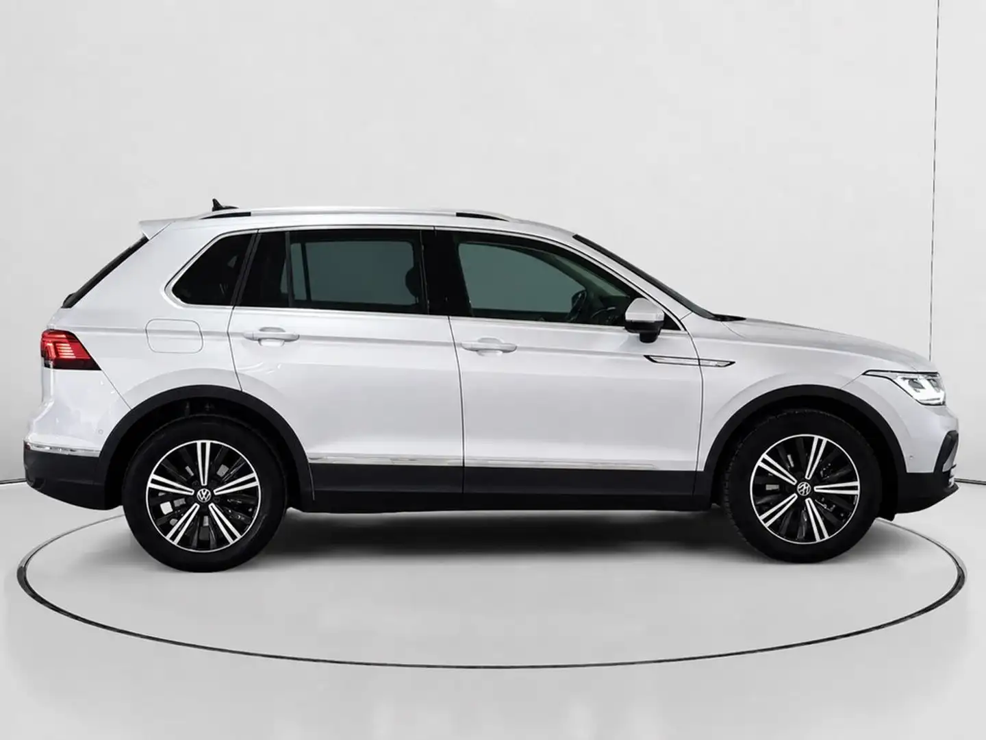 Volkswagen Tiguan 2.0TDI Life DSG 110kW Gris - 2