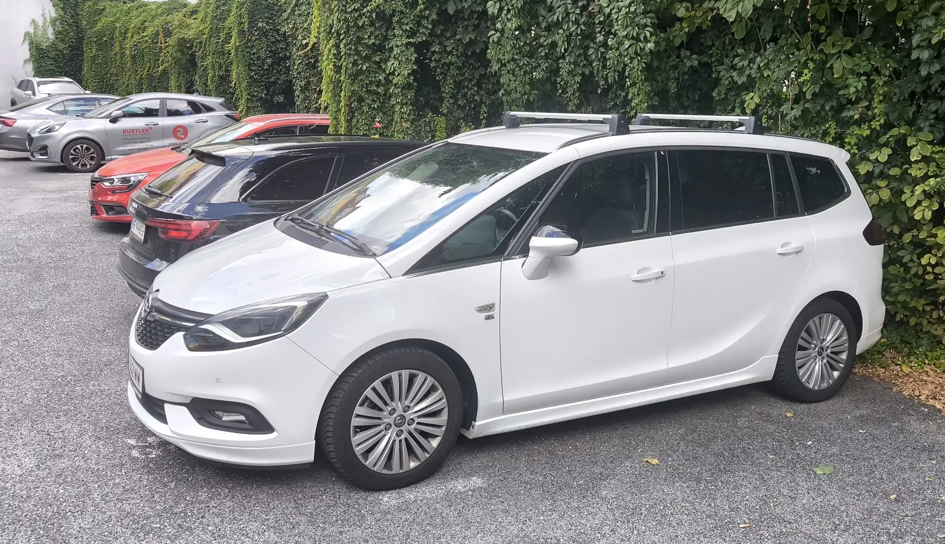 Opel Zafira 2.0 D (CDTi ecoFLEX) Start/Stop Edition Weiß - 1