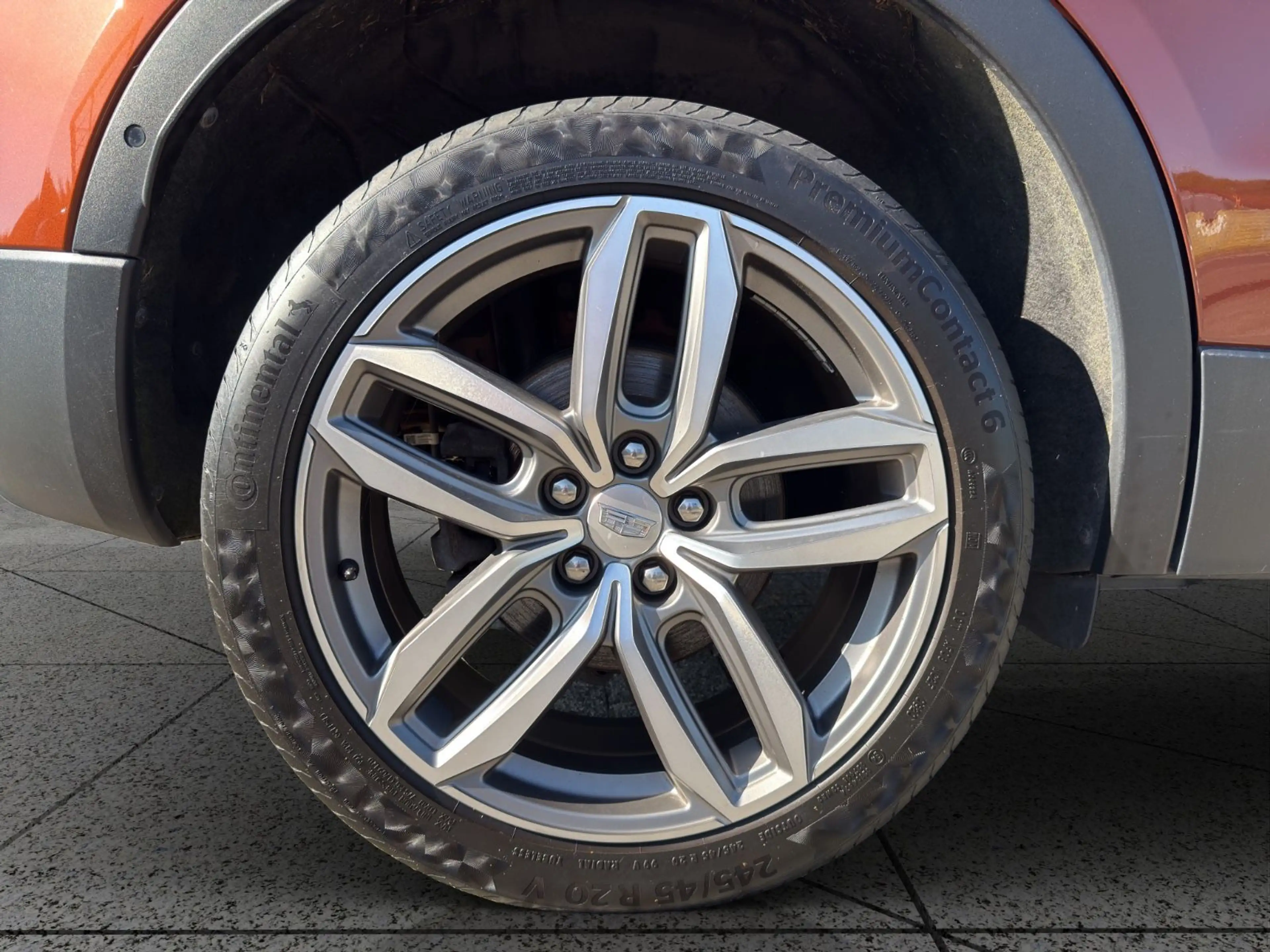 Cadillac XT4 Sport AWD — photo 10