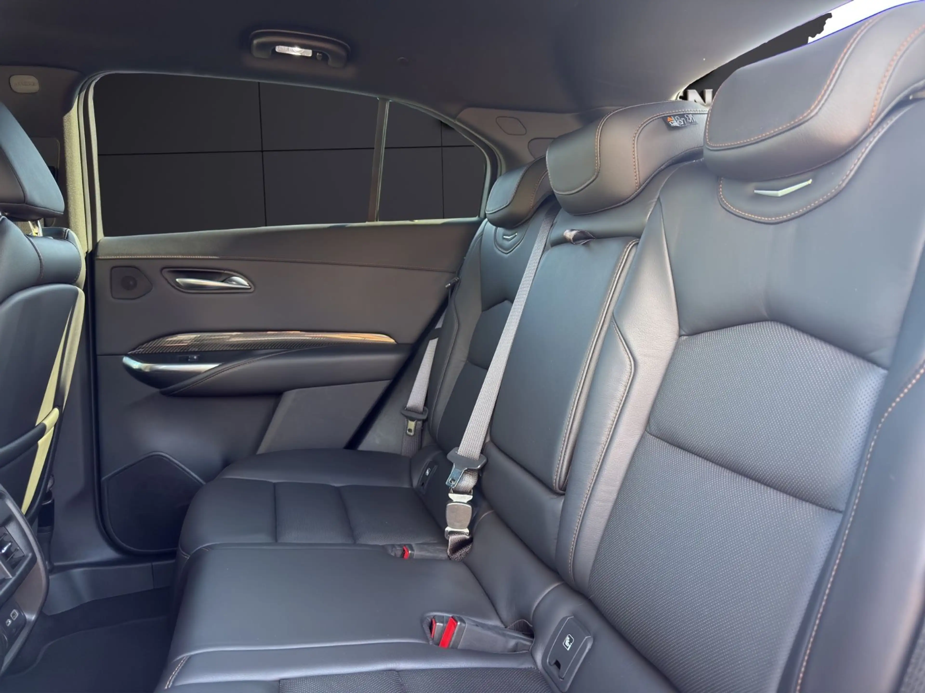 Cadillac XT4 Sport AWD — photo 16