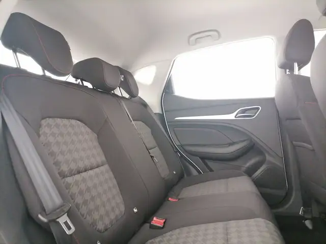 MG ZS view 8