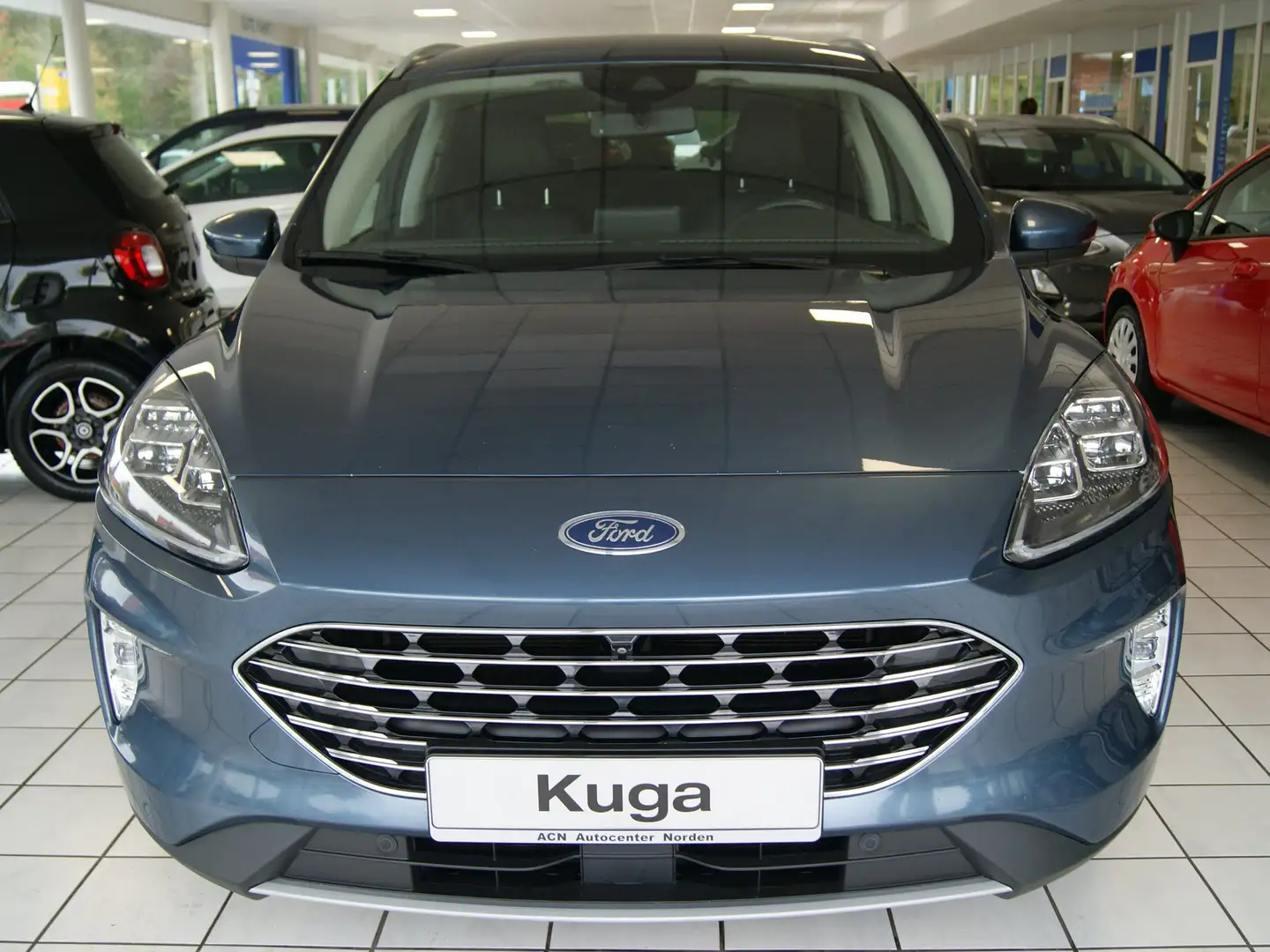 Ford Kuga Plug-In Hybrid Titanium X Blau - 2