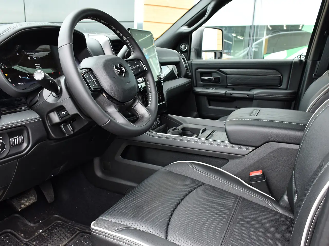 RAM 3500 снимка RAM 3500